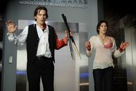 Daybreakers – Kämpfen, um die Menschheit gegen die Vampire zu retten: Audrey Bennett (Claudia Karvan, r.) und Edward Dalton (Ethan Hawke, l.) ...