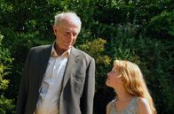 Querschuss – Stella (Stella Kann) und ihr Großvater (Rainer Kühn) kommen gut miteinander aus.