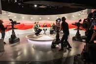 Club – Moderator CNN, Moderatorin Barbara Lüthi, Luzia Tschirky, Korrespondentin SRF, Andrea Jeska, freie Journalistin und Kriegsreporterin
