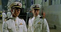 U-571 – Lt. Andrew Tyler (Matthew McConaughey) und Lt. Pete Emmett (Jon Bon Jovi,r.).