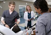 Atlanta Medical – (v.li.) Matt Czuchry (Dr. Conrad Hawkins), Emily VanCamp (Nicolette Nevin), Daniella Alonso (Zoey Barnett).