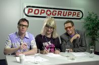 bullyparade – Pop-Gruppe: Michael "Bully" Herbig (l.), Rick Kavanian (M.) und Christian Tramitz (r.) machen vor nichts Halt, nehmen alles und alle gnadenlos auf die Schippe.