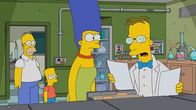 Die Simpsons – Professor Frink (r.) entwickelt einen neuartigen Test, der die Charakterzüge von Homer (l.), Bart (2.v.l.) und Marge (2.v.r.) genau skizziert ...