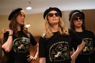 Happily Married – (v.l.n.r.) Micheline Paquette (Karine Gonthier-Hyndman); Huguette Delisle (Marilyn Castonguay); Marie-Josée Bolduc (Sophie Desmarais)