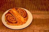 Das große Promibacken – Franzbrötchen traditional, streusel and apple