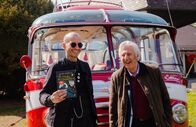literaTour – Mark Benecke (l.) stellt sein neues Buch vor