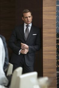 Suits – Suits (2012)