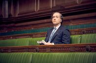 Stonehouse – John Stonehouse (Matthew Macfadyen) im House of Commons