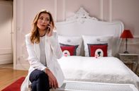 Sturm der Liebe – Alexandra (Daniela Kiefer) hadert, ob sie Christophs Probleme für sich nutzen sollte.