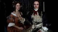 Versailles – L-P: Louise de La Vallière (Sarah Winter) Louis XIV (George Blagden)
