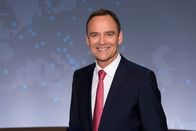 BR24 – Moderator Florian Fischer-Fabian.
