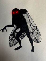 Mythos - Die größten Rätsel der Geschichte – Die mothmanähnliche Kreatur aus West Virginia soll drei Meter groß sein und riesige Flügel besitzen, mit der sie ihre Opfer verfolgen kann.
