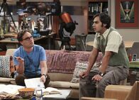 The Big Bang Theory – Schaffen es Leonard (Johnny Galecki, l.) und Raj (Kunal Nayyar, r.) auch ohne die Hilfe der anderen?