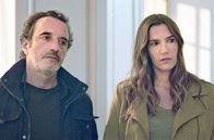 Juliette im Bade – Nach der Entführung von Lara ermitteln Kommissar François (Bruno Todeschini) und seine Kollegin Marie (Charlotte Gabris) gemeinsam.