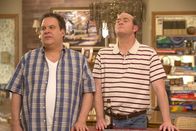 The Goldbergs – Murray Goldberg (Jeff Garlin, l.); Bill Lewis (David Koechner, r.)