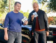 Navy CIS: L.A. – Special Agent G. Callen (Chris O'Donnell, l.); Special Agent Sam Hanna (LL Cool J, r.)