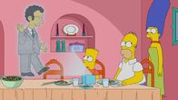 Die Simpsons – "Die Simpsons", "Bitte lächeln!." Als Marges alter Verehrer Artie Ziff die Simpsons zu seiner Hochzeit einlädt, gehen sie nur widerwillig zu dem Fest. Noch gut ist Marge und Homer in Erinnerung, wie Artie versucht hat, einen Keil zwischen sie zu treiben. Ihr Unbehagen nimmt noch zu, als sich herausstellt, dass Arties zukünftige Braut ein Klon von Marge ist. Unterdessen zaubert eine neue Zahnspange ein Dauerlächeln in Lisas Gesicht. Prompt schnellen ihre Beliebtheitswerte an der Schule rasant in die Höhe.
