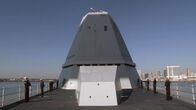 Wunderbauten der Geschichte – Der ganze Stolz der US-Flotte: Die USS Zumwalt ist der größte Zerstörer der Welt – und von feindlichen Radarsystemen kaum zu entdecken.