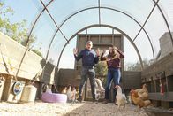Bless This Mess – Mike (Dax Shepard, l.); Rio (Lake Bell, r.)