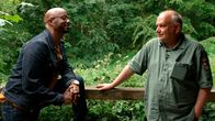 Yared kommt rum – Nationalpark Ranger Jens Heim präsentiert das Lonauer Auerhuhngehege.