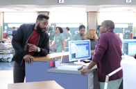 Atlanta Medical – AJ Austin (Malcom-Jamal Warner, l.); Schwester Hundley (Denitra Isler)