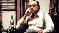 Der Pate II – Don Vito Corleone (Marlon Brando) hat Sorgen.