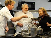 In Teufels Küche mit Gordon Ramsay – Gordon Ramsay (l.)