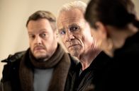 Tatort – v.li.: Kommissar Norbert Jütte (Roland Riebeling), Kommissar Max Ballauf (Klaus J. Behrendt), Milena Ilic (Olga Prokot)