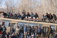 GEO Reportage – Eishockeyspiele sind im Winter die wichtigsten gesellschaftlichen Ereignisse in Leh, der Haupstadt von Ladakh.