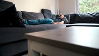 Die Ernährungs-Docs – Seit seiner zweiten Corona-Infektion ist nichts mehr, wie es war: Timo W. ist seither krankgeschrieben, hat eine Reha hinter sich, diverse Therapien – geholfen hat aber nichts..; NDR Fernsehen DIE ERNÄHRUNGS-DOCS, "Iss Dich gesund!" Uhr. Seit seiner zweiten Corona-Infektion ist nichts mehr, wie es war: Timo W. ist seither krankgeschrieben, hat eine Reha hinter sich, diverse Therapien – geholfen hat aber nichts..