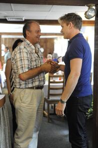 In Teufels Küche mit Gordon Ramsay – Gordon Ramsay (r.)