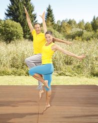 Tele-Gym – Das Ziel ist es, Wege aus dem alltäglichen Stress und der Anspannung zu finden und Schmerzen gar nicht erst aufkommen zu lassen. Diese Übungen kann man keicht in den Alltag einfügen - sei es im Büro, zu Hause oder auf Reisen. Johanna Fellner gibt Training-Tipps.