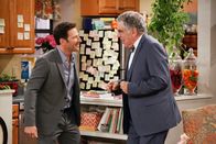9JKL – Josh (Mark Feuerstein, l.); Harry (Elliott Gould, r.)