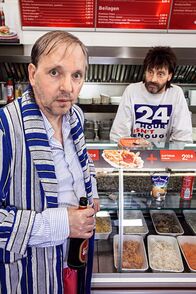 Dittsche - Das wirklich wahre Leben – WESTDEUTSCHER RUNDFUNK KÖLN Das wirklich wahre Leben Das wirklich wahre Leben in der Eppendorfer Grillstation mit Dittsche (Olli Dittrich, l) und Wirt Ingo (Jon Flemming)