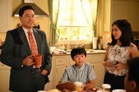 Fresh off the Boat – (v.l.n.r.) Louis Huang (Randall Park); Evan Huang (Ian Chen); Jessica Huang (Constance Wu)