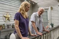 The Mule – L-R: Iris (Alison Eastwood), Earl Stone (Clint Eastwood)