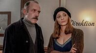 Landkrimi: Das letzte Problem – Jonas Horak (Karl Markovics), Natalie Riegler (Laura Bilgeri).