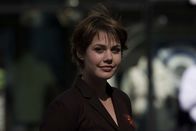 Zwei Wochen Chef – Die junge Verkäuferin Sara Braun (Felicitas Woll) hat das Herz am richtigen Fleck. Eines Tages erhält sie die zweifelhafte Chance, als neuer Vorstand "Constanze Sernau" die Jobs ihrer Kollegen zu retten ...