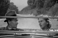 Rebecca – Der melancholische Aristokrat und das unschuldige Mädchen: Maxim de Winter (Laurence Olivier) lernt in Monte Carlo eine junge namenlose Schönheit (Joan Fontaine) kennen und macht ihr bald einen Heiratsantrag.; Zur ARTE-Sendung Rebecca Der melancholische Aristokrat und das unschuldige Mädchen: Maxim de Winter (Laurence Olivier) lernt in Monte Carlo eine junge namenlose Schönheit (Joan Fontaine) kennen und macht ihr bald einen Heiratsantrag.