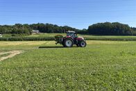 P.M. Wissen – Dieser Traktor weiß selbst am besten, wo gedüngt werden muss und wo nicht – dank Satellitenbildern, Software und Sensoren.