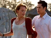 Das Traumhotel – David (Bian Yuan) zweifelt an Annas (Simone Hanselmann) Liebe.