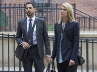 Homeland – Carrie (Claire Danes, r.) und Reda (Patrick Sabongui, l.) kämpfen für die Rechte ihres Mandanten. Währenddessen muss sich Quinn mit seinem neuen Leben auseinandersetzen ...