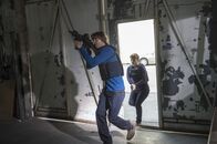 Navy CIS: L.A. – L-R: LAPD Liaison Marty Deeks (Eric Christian Olsen) und Intelligence Analyst Nell Jones (Felice Smith).