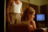 Dogtooth – Sa, 29.11., 02:35 Uhr