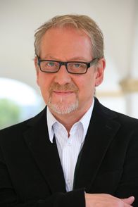 Die Rosenheim-Cops – Prof. Christian Vorbach (Peter Albers).