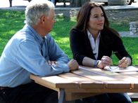 Abgründe - Unfassbare Verbrechen – AphroditeĘtalks with Bob Field, head of Preservation of Los Olivos (P.O.L.O), a group protesting the burial of Michael Jackson in the town.