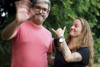 Signes – Signes Macht Sport glücklich? Einig werden sich die beiden nicht, aber ein bisschen Annäherung ist passiert.