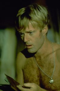 Der Clou – Um den Tod seines Freundes zu rächen, schmiedet Trickbetrüger Johnny Hooker (Robert Redford) einen hinterlistigen Plan ...