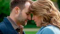 Rote Rosen – Daniel (Daniel Fritz) und Lou (Eva-Maria Grein von Friedl) hadern mit der Trennung. Doch so lange Daniel sich seiner Gefühle nicht klar ist, steht ihre Liebe auf dem Prüfstand.