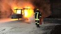 Seenotretter – Das Training der Seenotretter ist hart: Offenes Feuer, Leckbekämpfung, Erste Hilfe an Bord - praktisch alle Szenarien werden durchgespielt.